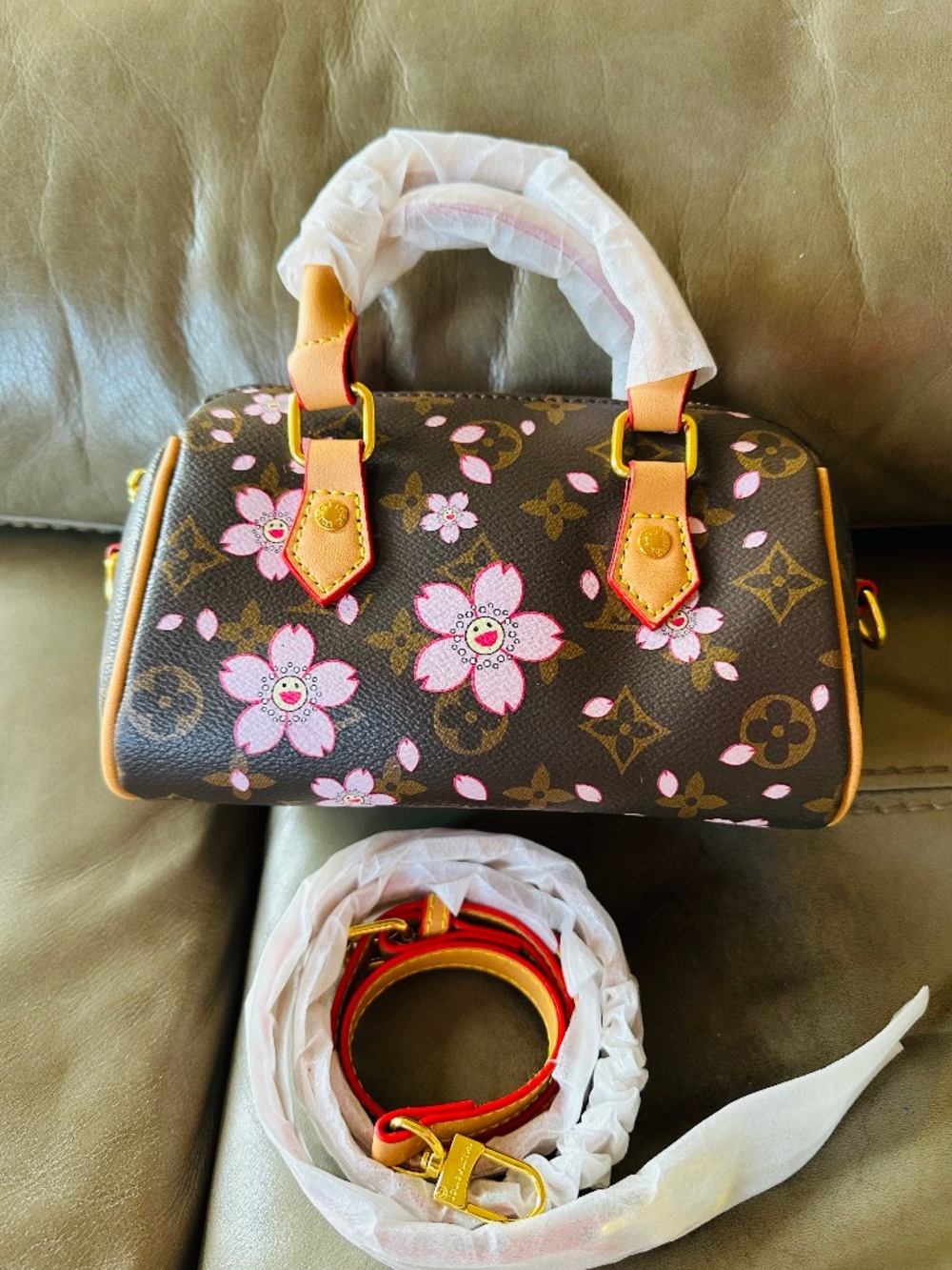 NWOT Small handbag